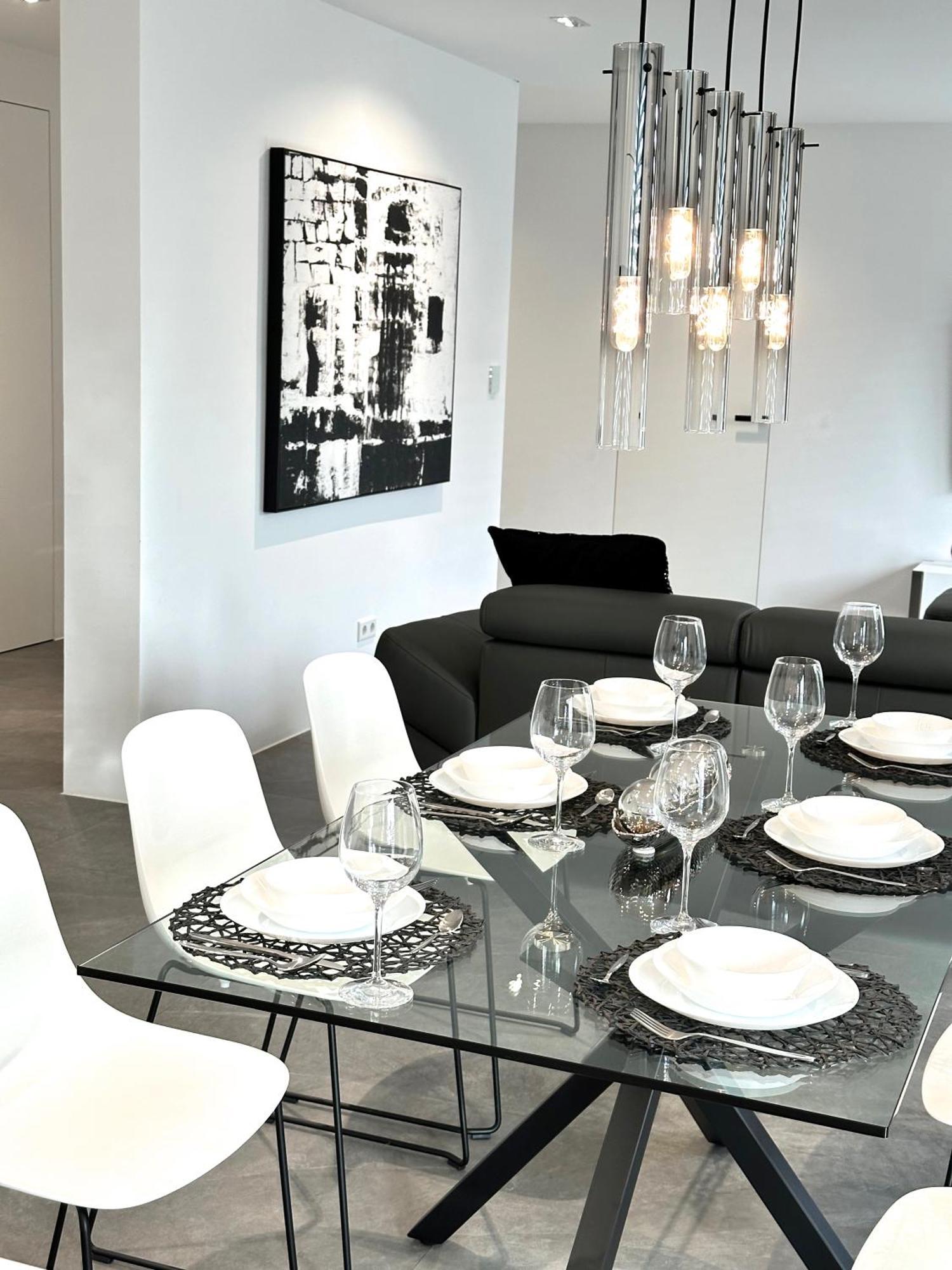 Ferienwohnung Black White Raubling Exteriör bild